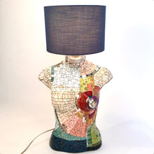 Load image into Gallery viewer, Mannequin - En mode durable 4