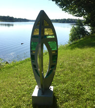 Charger l'image dans la galerie, Vitrail en dalle de verre - SYMBIOSE