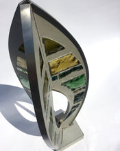 Charger l'image dans la galerie, Vitrail en dalle de verre - SYMBIOSE