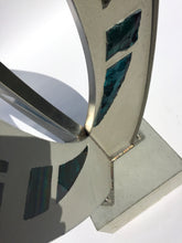 Charger l'image dans la galerie, Vitrail en dalle de verre - SYMBIOSE