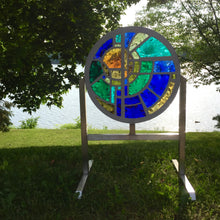 Load image into Gallery viewer, Vitrail à la dalle de verre - OCCURENCE CIRCULAIRE 4