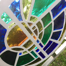 Load image into Gallery viewer, Vitrail à la dalle de verre - OCCURENCE CIRCULAIRE 4