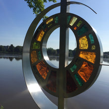 Load image into Gallery viewer, Vitrail à la dalle de verre - PALABRE AMBRÉ
