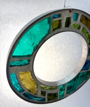 Load image into Gallery viewer, Vitrail à la dalle de verre - ANNEAU TURQUOISE