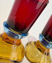 Load image into Gallery viewer, Empilades petites ROUGE - BLEU - JAUNE
